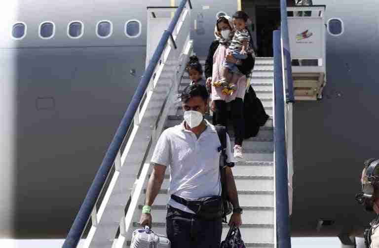 Inclusión deriva al sistema de acogida a 357 refugiados afganos, 64 de ellos a C-LM