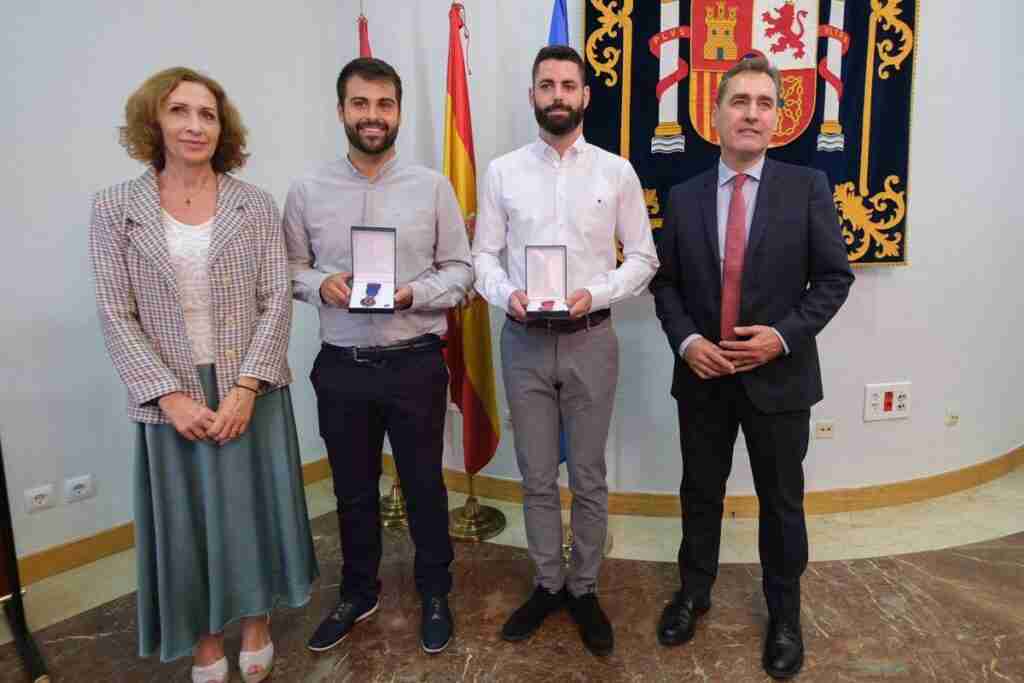 Jesús Alberto Palacios y Alejandro Fernández-Yáñez reciben la Medalla de Protección Civil en Ciudad Real