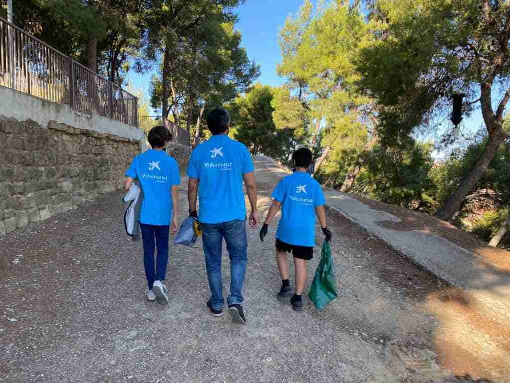 Voluntarios de CaixaBank en la Castilla-La Mancha impulsan dos actividades para la preservación del medioambiente junto a 125 beneficiarios 3