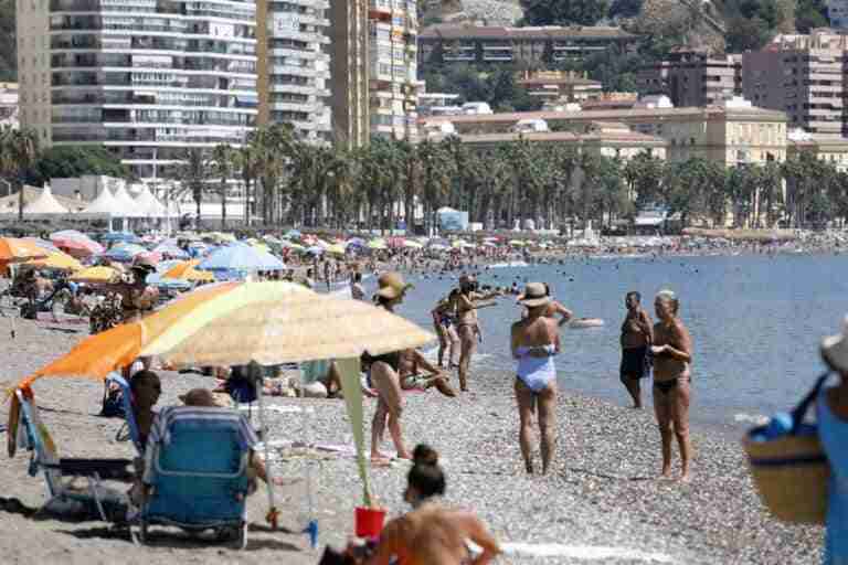 Tormentas, lluvias y altas temperaturas ponen este sábado en riesgo a un total de 31 provincias, incluida toda C-LM