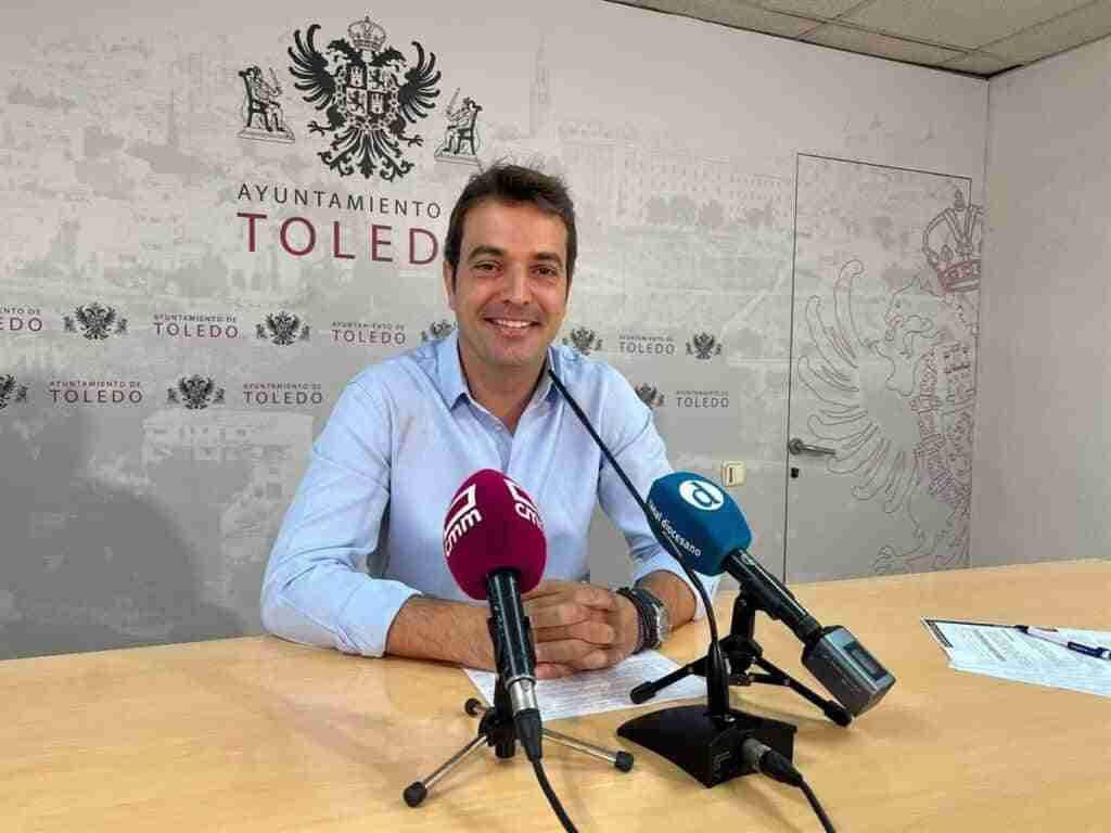 VÍDEO: Equipo Gobierno Toledo valora propuesta de IU de fuegos artificiales silenciosos aunque llega tarde para este año