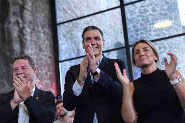A Pedro Sánchez "le gusta Toledo", doce años de gobierno de Tolón, y Page y "los 256 días y 256 noches" hasta elecciones
