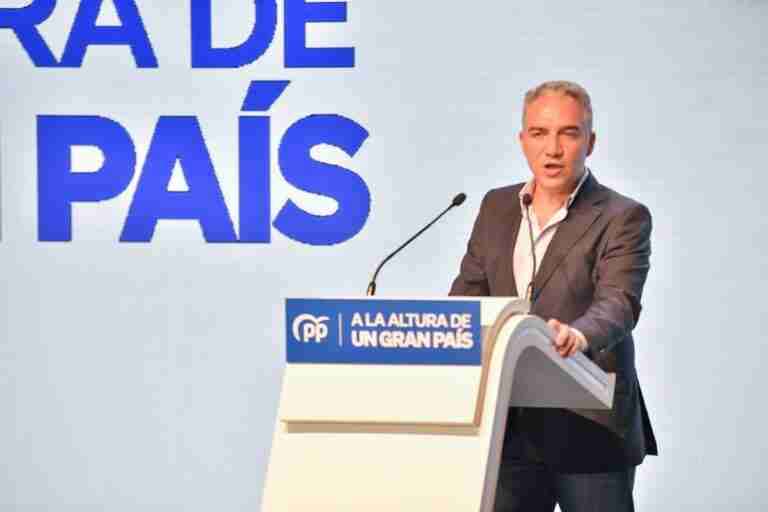 Bendodo acusa a Sánchez de dar alas a Yolanda Díaz y le ve más preocupado por la subida de Feijóo que la de los precios