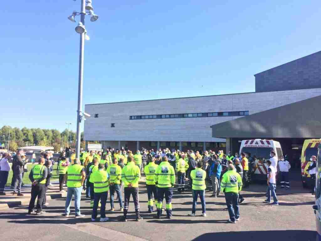 CCOO denuncia que Junta sigue sin sacar a concurso la gestión del transporte sanitario, que lleva un año vencida