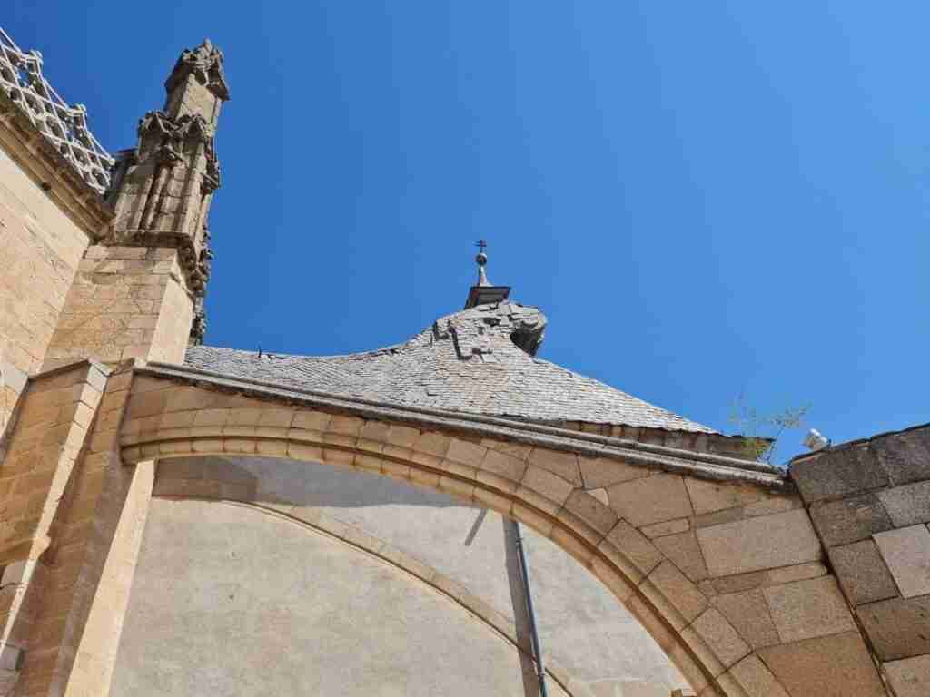 Concluyen las obras de emergencia para reparar la cubierta del Transparente de la Catedral de Toledo