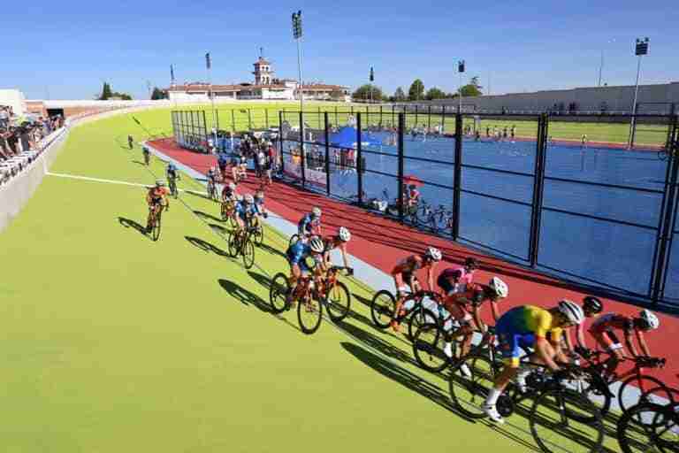 El nuevo velódromo de Valdepeñas será homologado antes de fin de año y acogerá competiciones regionales y nacionales