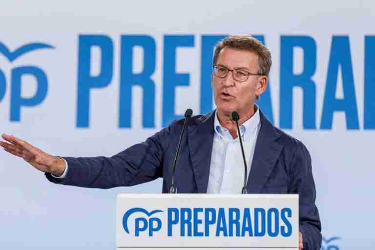 Feijóo reúne este fin de semana en Toledo a sus parlamentarios y 'barones' como "pistoletazo de salida" a las elecciones