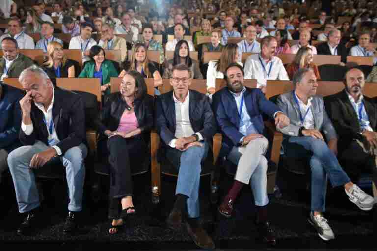 Gamarra pide al PP demostrar que son un "partido unido" y "preparado" frente a Sánchez, que "ya solo ofrece pesimismo"
