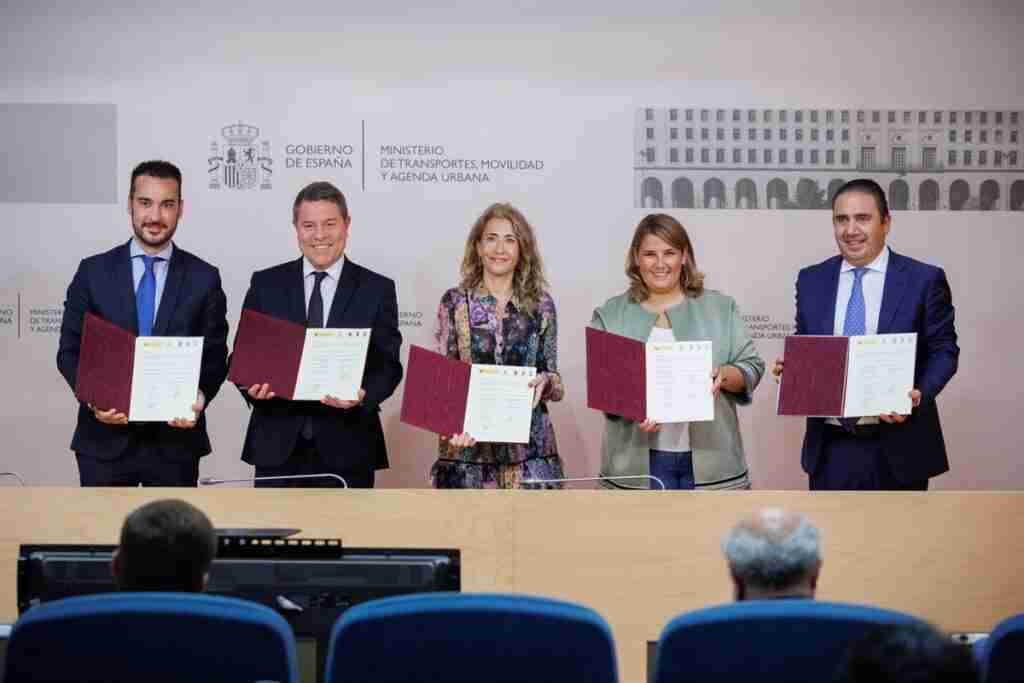 La Junta y el Ministerio de Transportes suscriben un acuerdo para cofinanciar el desdoblamiento de la N-V en Talavera
