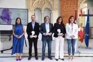 Mercedes Ros, Román Escudero y José Antonio González recogen el Premio Luisa Alberca Lorente reivindicando la igualdad