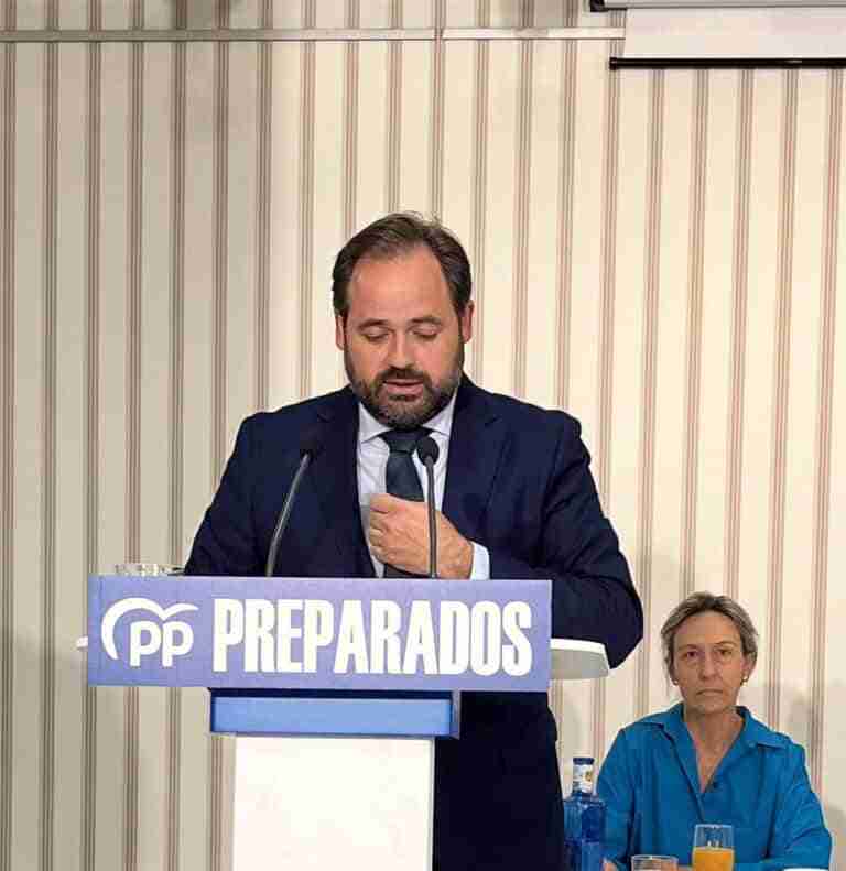 Núñez creará un foro de encuentro en las Cortes para escuchar propuestas de la sociedad civil y lo mantendrá si gobierna