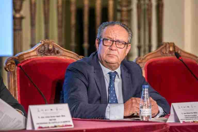 VÍDEO: C-LM estudia "con prudencia" ayudas fiscales, prefiere la vía del gasto y las anunciará Page en Debate de Región