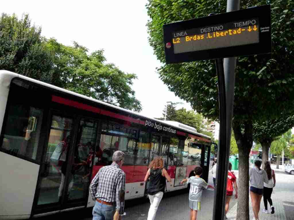 servicio bus extraordinario nocturno feria puertollano 2022