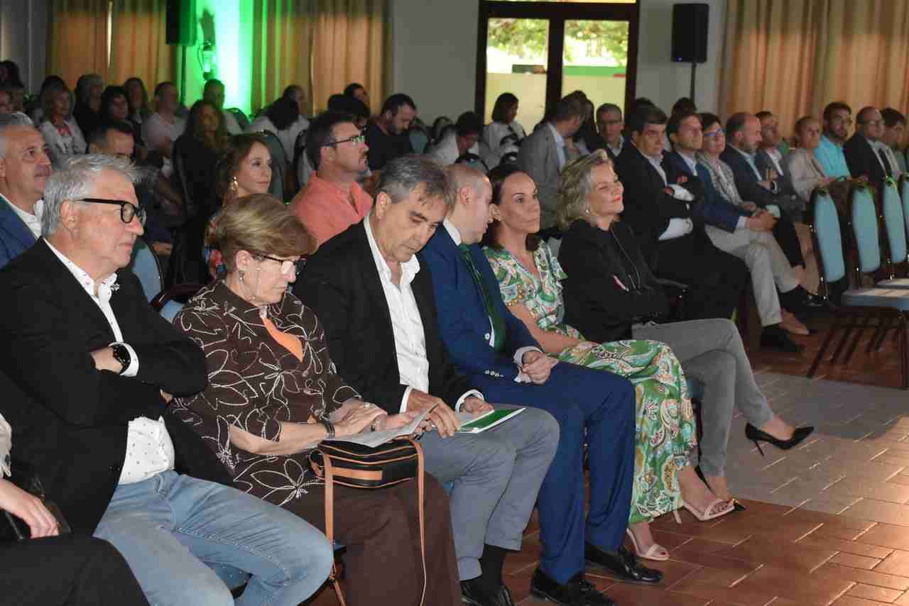 Congreso de Investigación en Enfermería y Fisioterapia