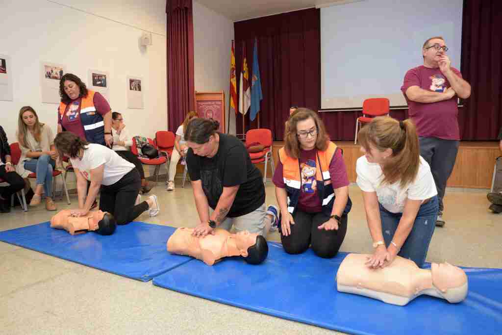 Protección Civil de Argamasilla de Alba imparte un taller de primeros auxilios y RCP 4