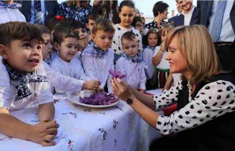 Alegría destaca la importancia de enseñanza rural y aboga por trabajar entre administraciones para dotarla de recursos