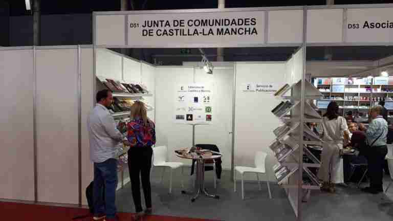 Castilla-La Mancha promociona su fondo editorial y facilita a diez editoriales regionales su participación en Liber