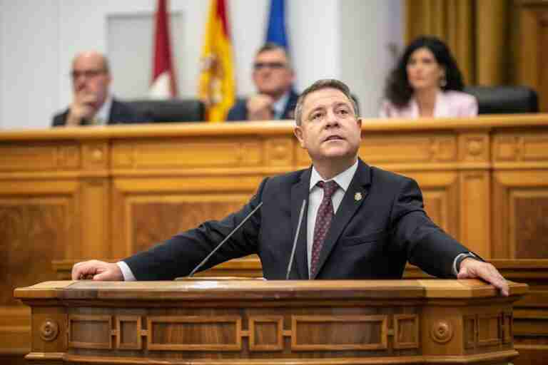 Debate.- Page arranca avanzando 200 anuncios, marcando distancia con Núñez y presumiendo de "firmeza" ante Ferraz