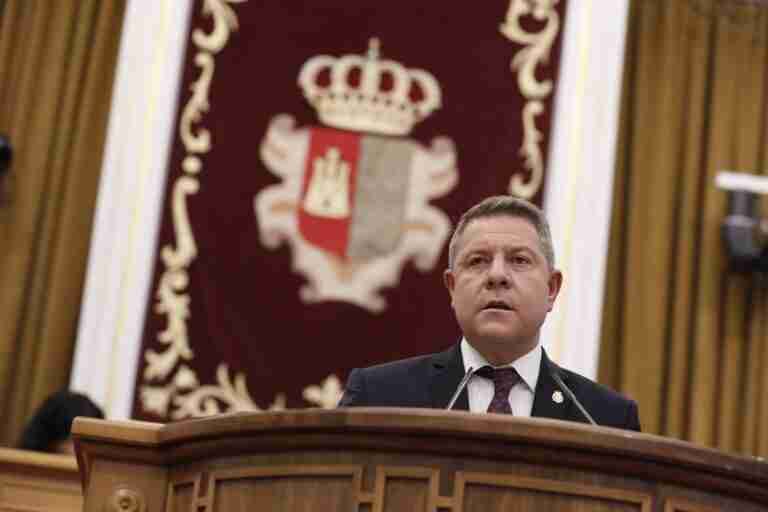 Debate.- Page tocará sin deflactar el IRPF en 75 millones llegando a rentas de hasta 30.000 euros