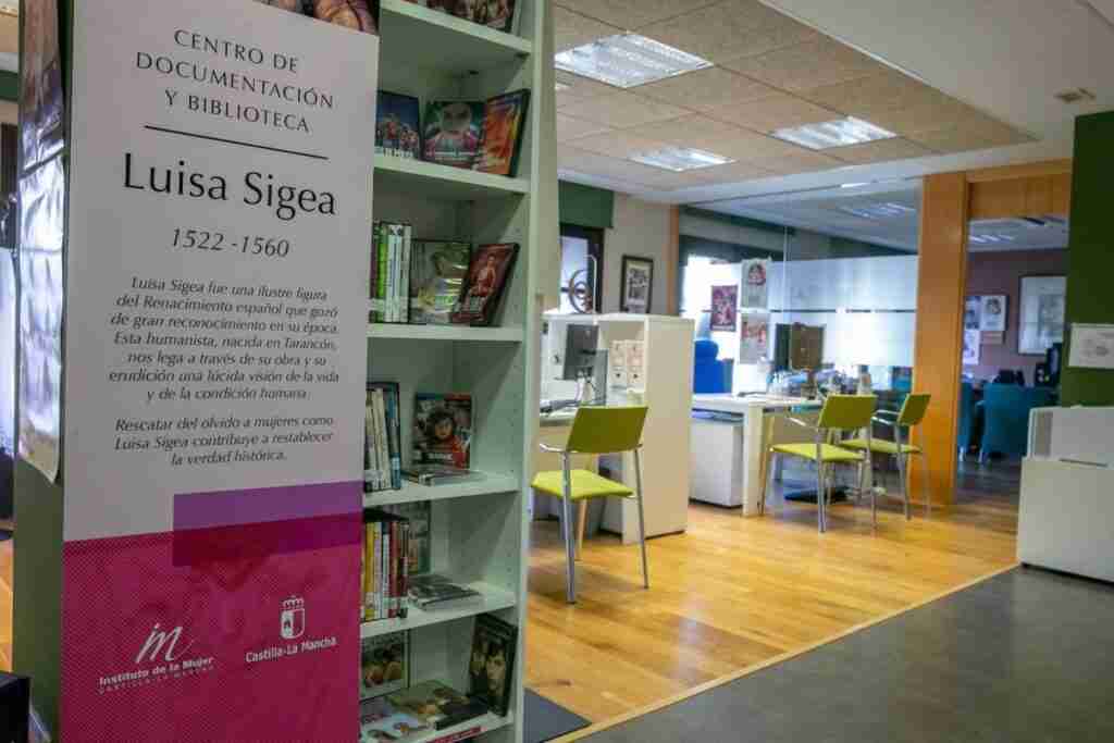 El Instituto de la Mujer actualiza la carta de servicios de la biblioteca y centro de documentación 'Luisa Sigea'
