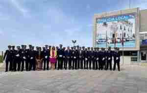 El alcalde de Guadalajara adelanta seis nuevos policías locales para 2023 en la toma de posesión de otros 19 agentes