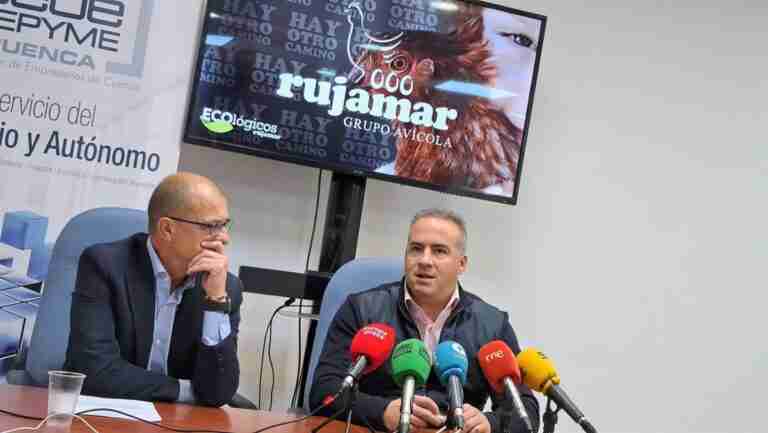 El conquense Rubén Martínez premiado por Cecam se compromete a seguir trabajando por la sostenibilidad de Rujamar