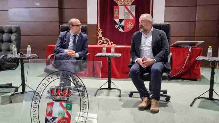 Garde asegura que la UCLM "ha sido de gran utilidad para democratizar el acceso a la educación superior en la región"