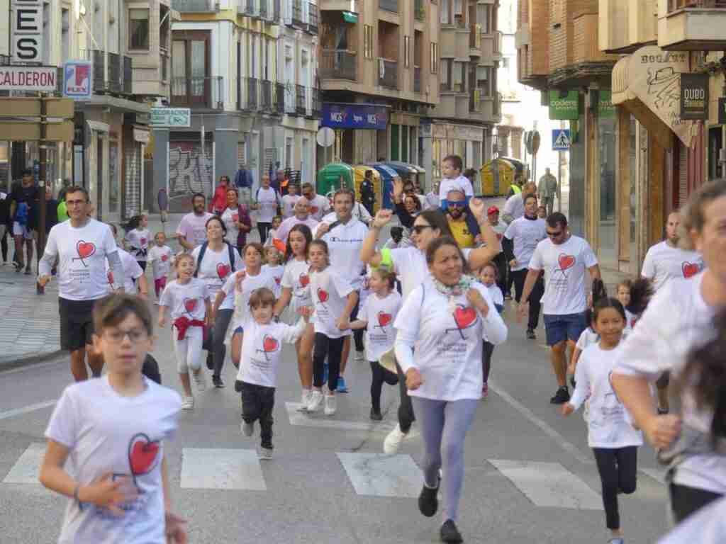 Hasta 800 personas se solidarizan con Cruz Roja Cuenca corriendo en su Carrera por la Infancia