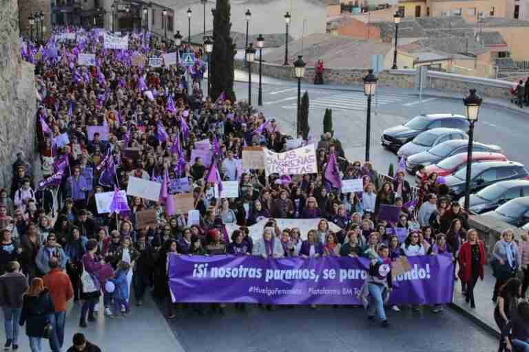 IU CLM entra al debate de los festivos y propone que el 8M lo sea: "Es apoyado por una amplia mayoría de la ciudadanía"