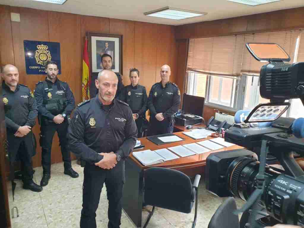 José Antonio Moreno, el policía nacional que condujo solo contra la línea de tiro para salvar vidas en Argamasilla