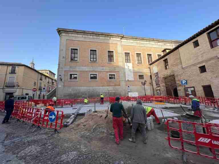 La calle de la Plata de Toledo quedará cortada a partir del lunes por las obras de la plaza de San Vicente