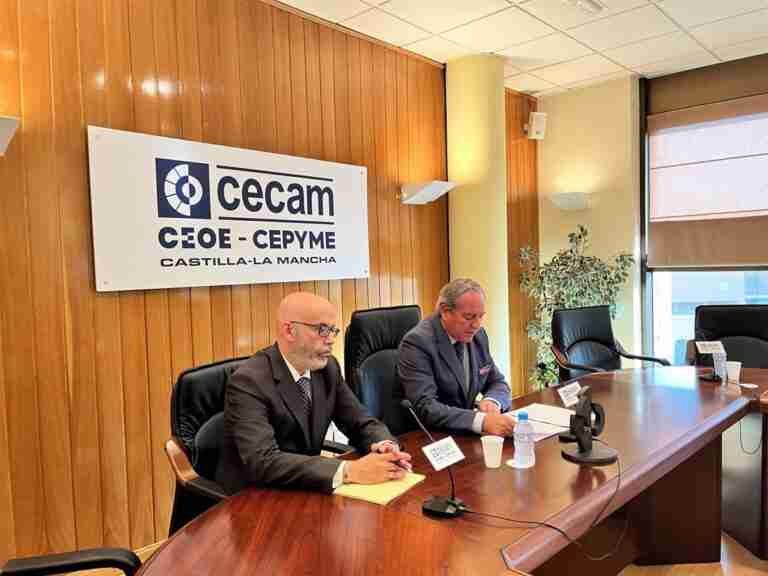 Nicolás (Cecam) no ve factible subir salarios a ritmo de inflación y carga contra Yolanda Díaz por el trato a Garamendi