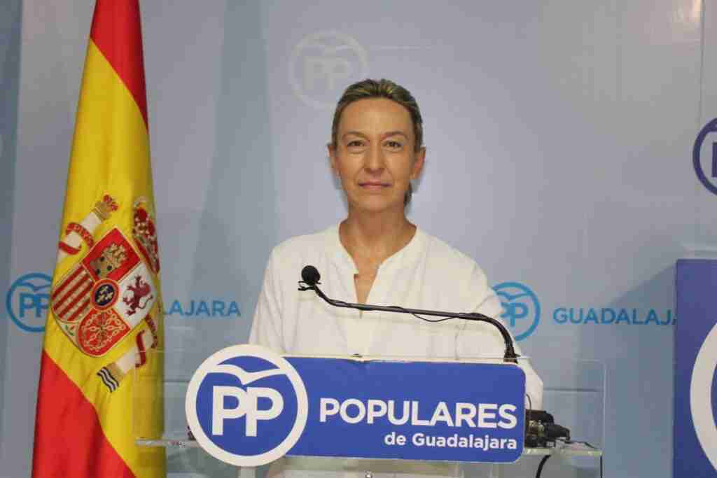 PP dice que "Page no engaña a nadie" y critica que los diputados del PSOE por C-LM hayan dado "el sí quiero" a los PGE