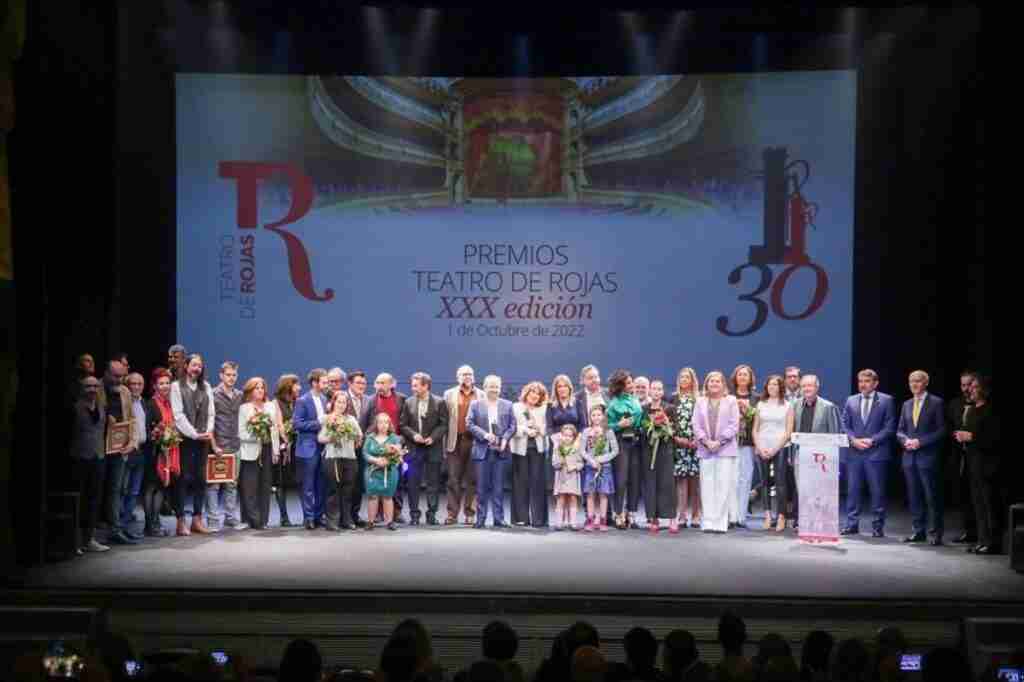 Tolón destaca la contribución de Toledo a las artes escénicas durante la gala de entrega de los Premios Teatro de Rojas