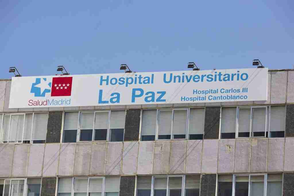 Un trabajador sufre un aplastamiento en una mano con una máquina en Cobeja y es trasladado al hospital