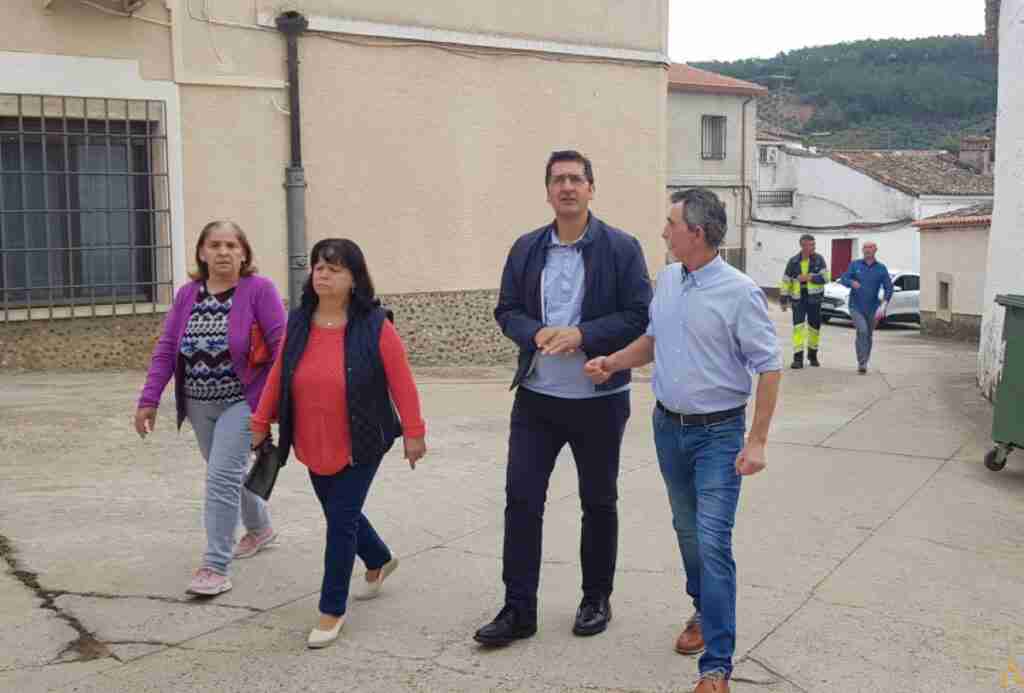 caballero visito hoy el municipio de anchuras