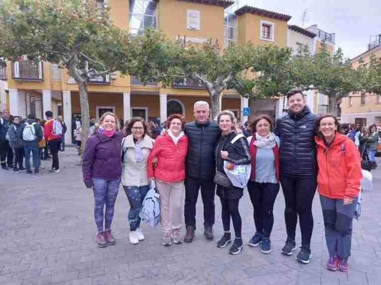 Casi 300 personas secundan en Mondéjar la marcha senderista '7000PasosX'