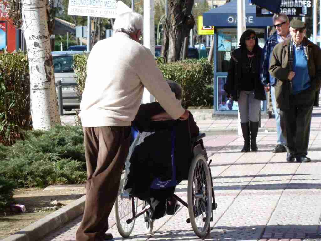 Castilla-La Mancha es la región con menos esperanza de vida en 2020, con 80,9 años, solo superada por Ceuta y Melilla