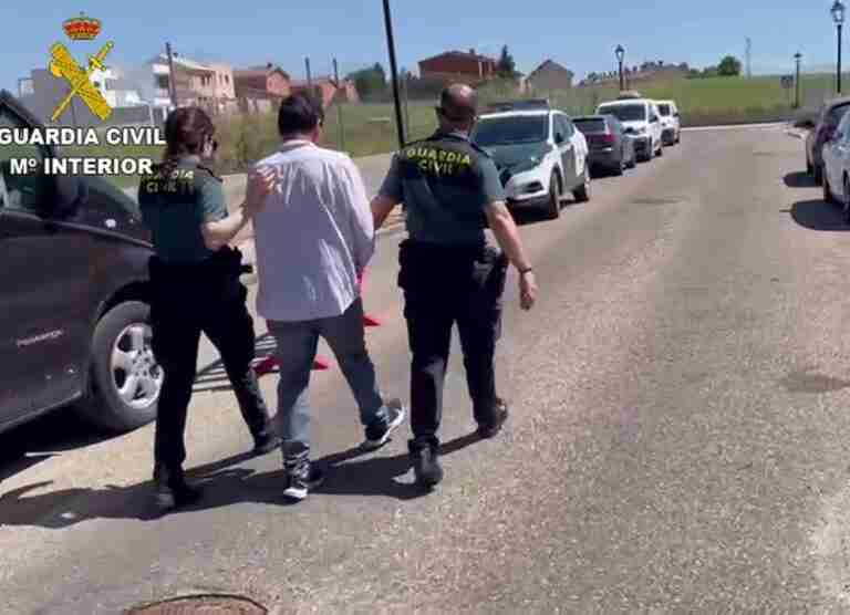 Desmantelado un grupo criminal especializado en robos al descuido tras cometer uno en Ocaña