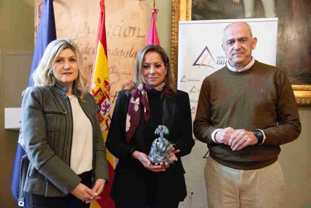 Diputación Guadalajara vuelve a destinar 25.000 euros a Cruz Roja para su programa para víctimas de violencia de género