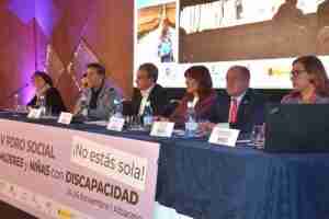 El Gobierno regional introducirá la perspectiva de género en la futura Estrategia de Discapacidad de Castilla-La Mancha
