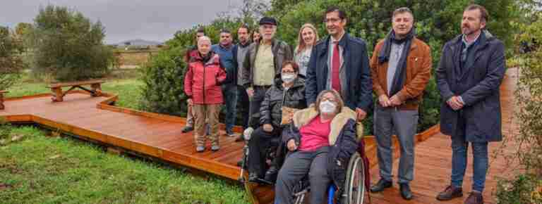 El Parque Nacional de Cabañeros ya cuenta con la nueva pasarela accesible de la senda Botánica de Casa Palillos