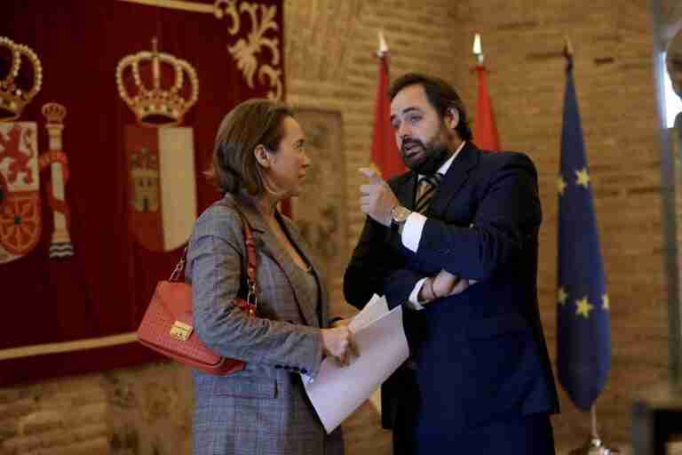 Gamarra arrecia la presión contra Page: "Que se rebele. O está con el sanchismo o con el socialismo"