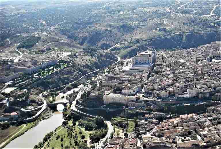 Más de 200 enterramientos en el Alcázar de Toledo, en el punto de mira de la Ley de Memoria
