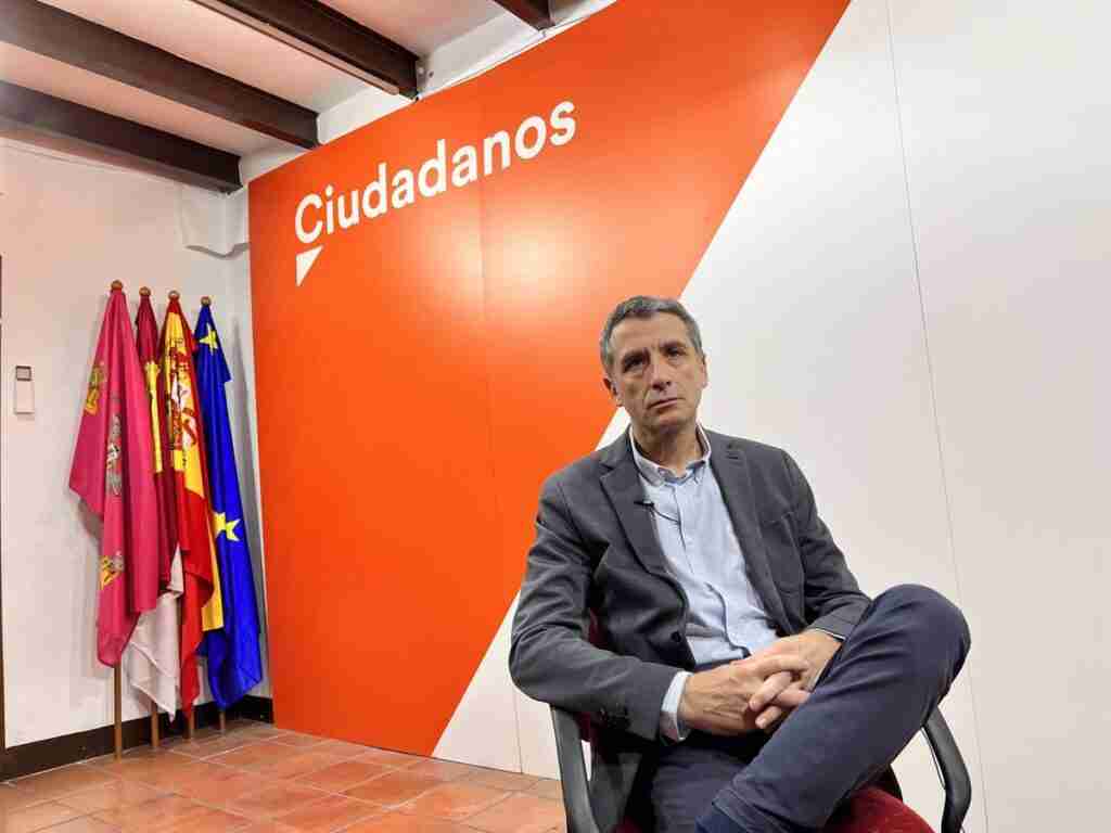 Paños cierra filas con Cs, descarta presentarse en Toledo como independiente y pide corregir para regenerar el proyecto