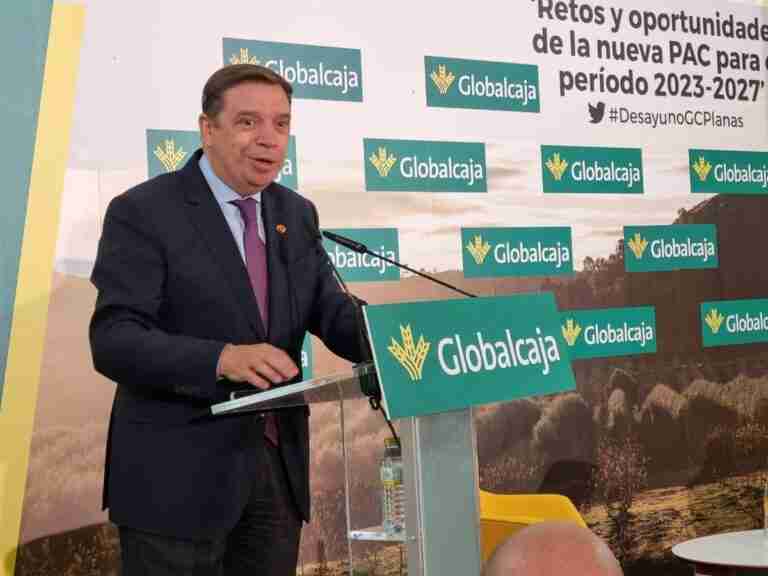Planas augura que el 66% de agricultores se jubilarán en 8 años y confía que la nueva PAC facilite el acceso de jóvenes
