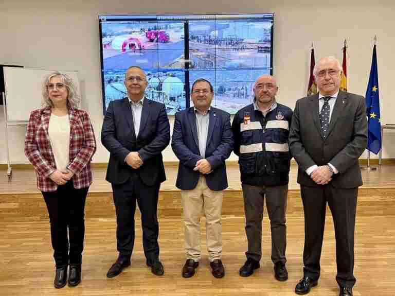 Puertollano, primera ciudad de C-LM que prueba el sistema de alertas a móviles con motivo del simulacro de emergencia