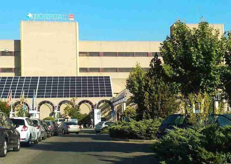 Trasladan al hospital de Getafe al varón que ha sufrido quemaduras tras el incendio de una vivienda en Cuenca