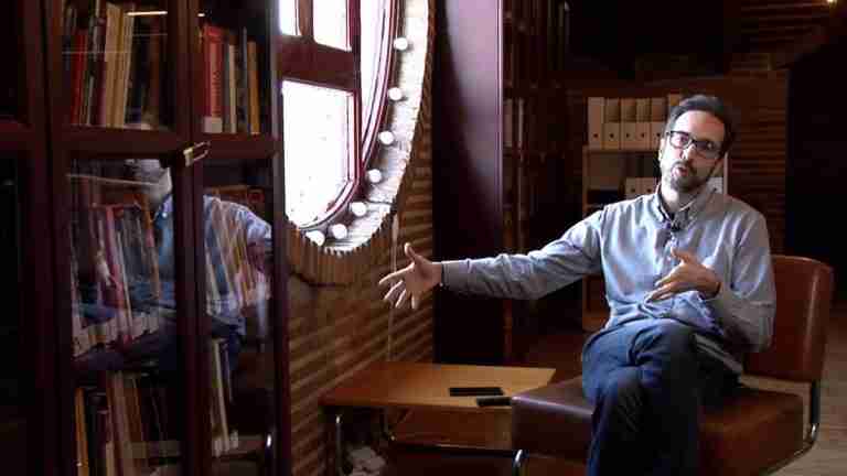 VÍDEO: Director de Tadeo Jones inocula semilla del cine a estudiantes toledanos: "Es un camino con muchas oportunidades"