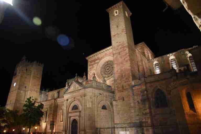 VÍDEO: Sigüenza opta al pueblo que más brilla en Navidad junto a Ferrero Rocher y la alcaldesa pide ayuda a toda C-LM